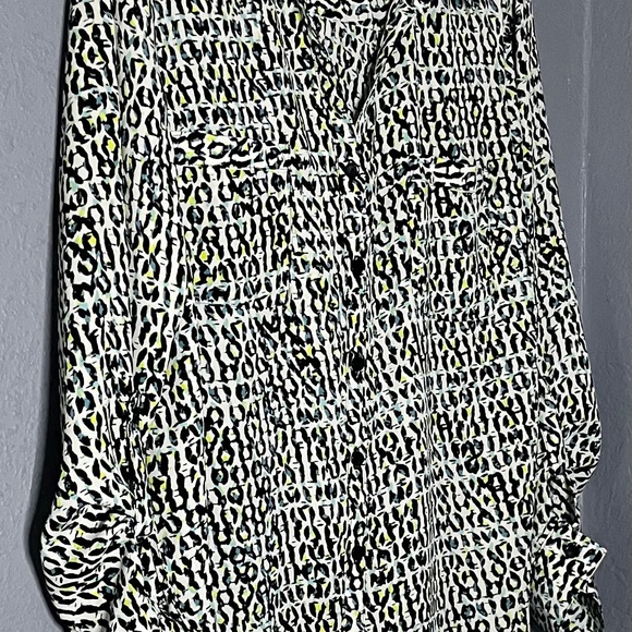 Valerie Stevens Colorful Geometric Print Women's Large Button Down Cuff Sleeves - Picture 5 of 8